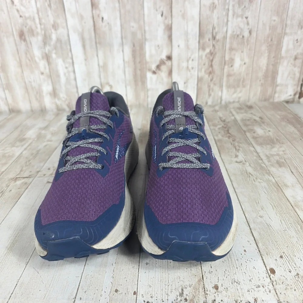 Brooks‎ Divide 4 Women's Purple Running Trail Shoes Size 10